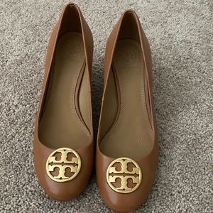 Tory Burch Chelsea Wedge
